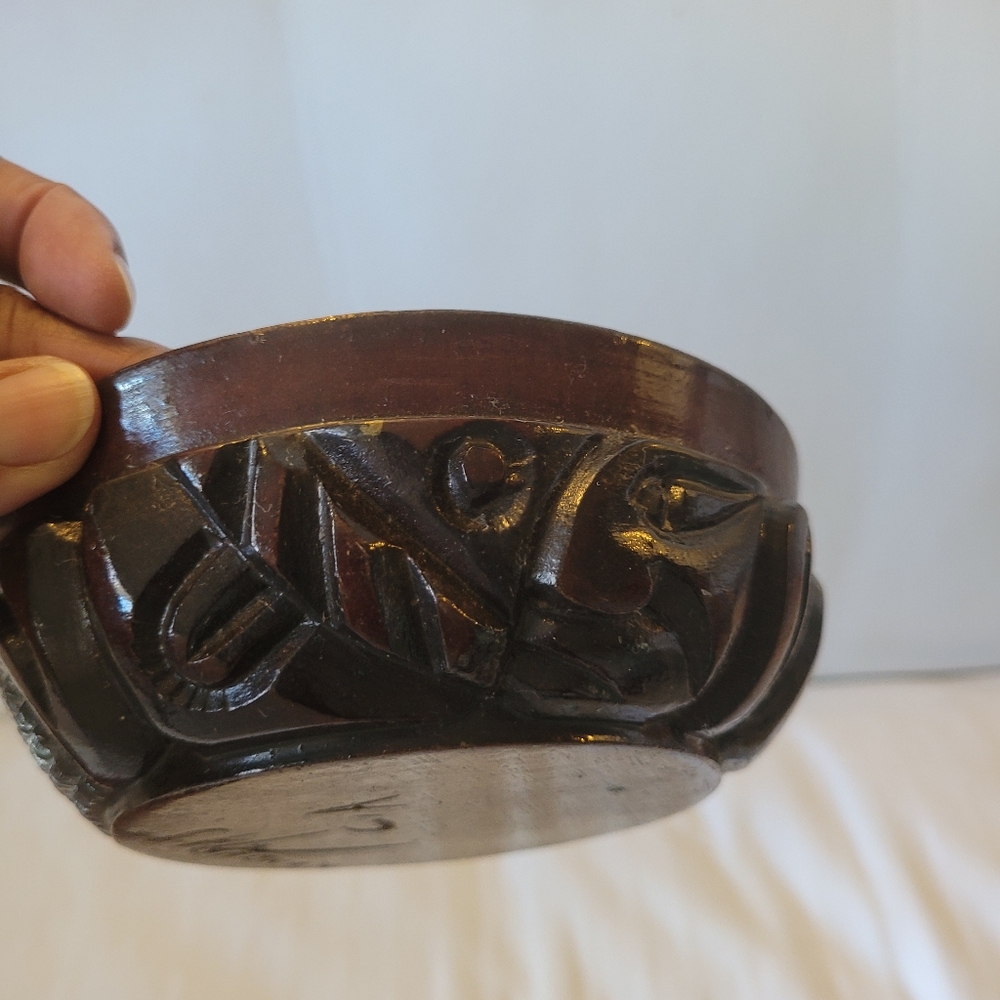 Vintage Hand Carved Wood 6” Round Salad Bowls Set of 4 - Picture 9 of 12